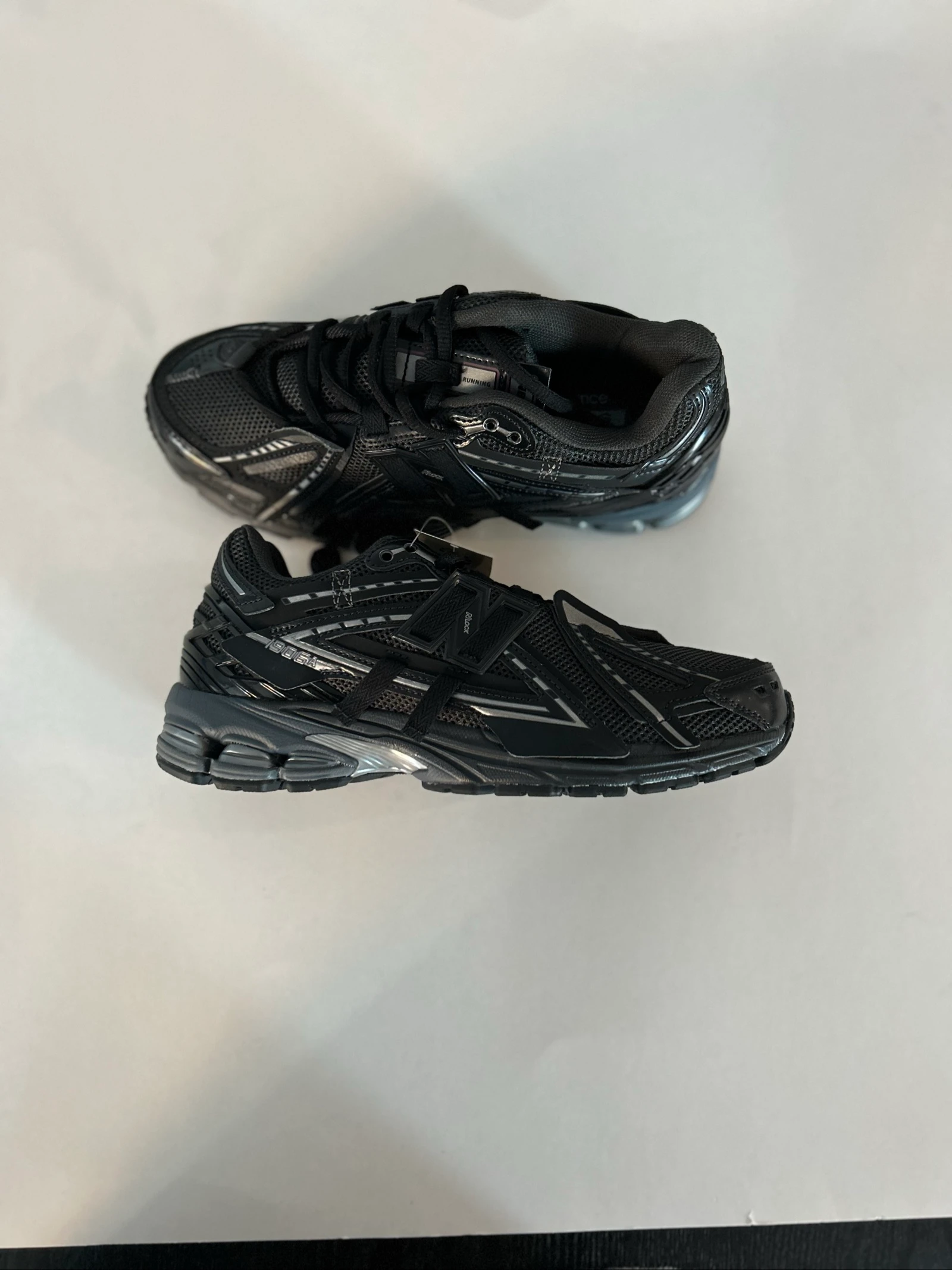 New balance 1906a